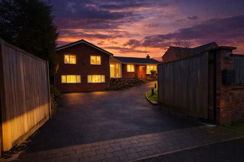 undefined, Silver Lane, Marchington, Uttoxeter, Staffordshire, ST14