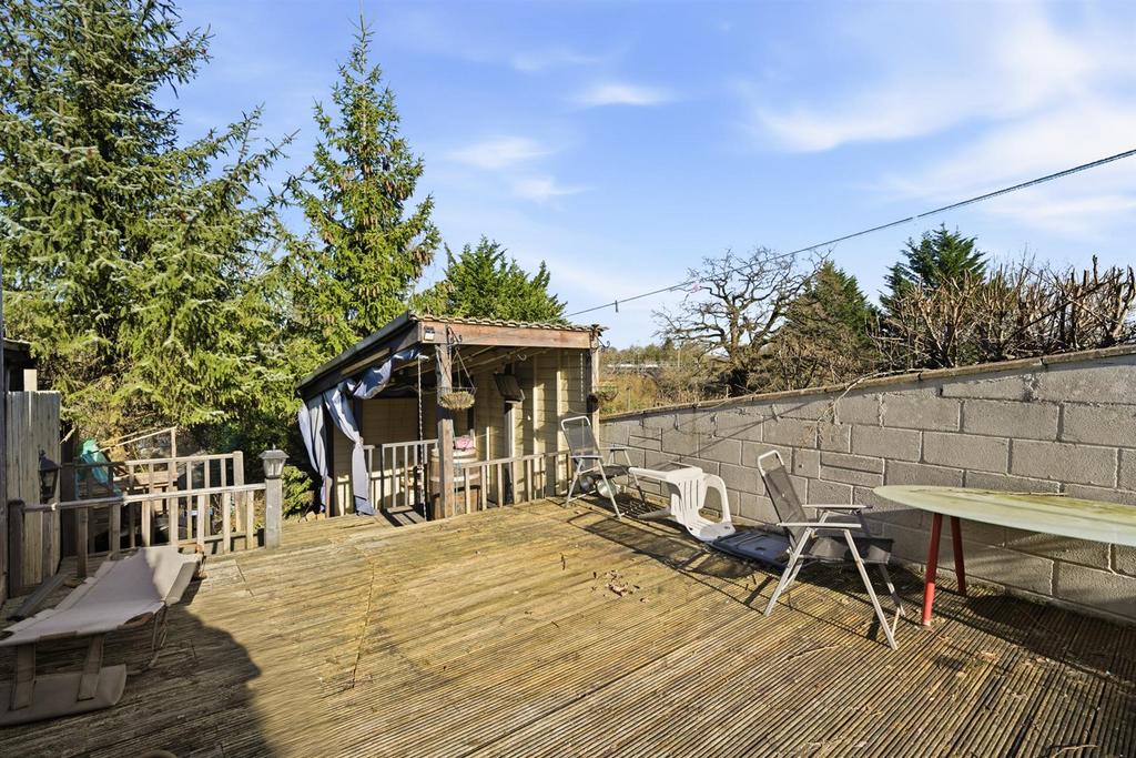 307 Llantarnam Road-17.jpg