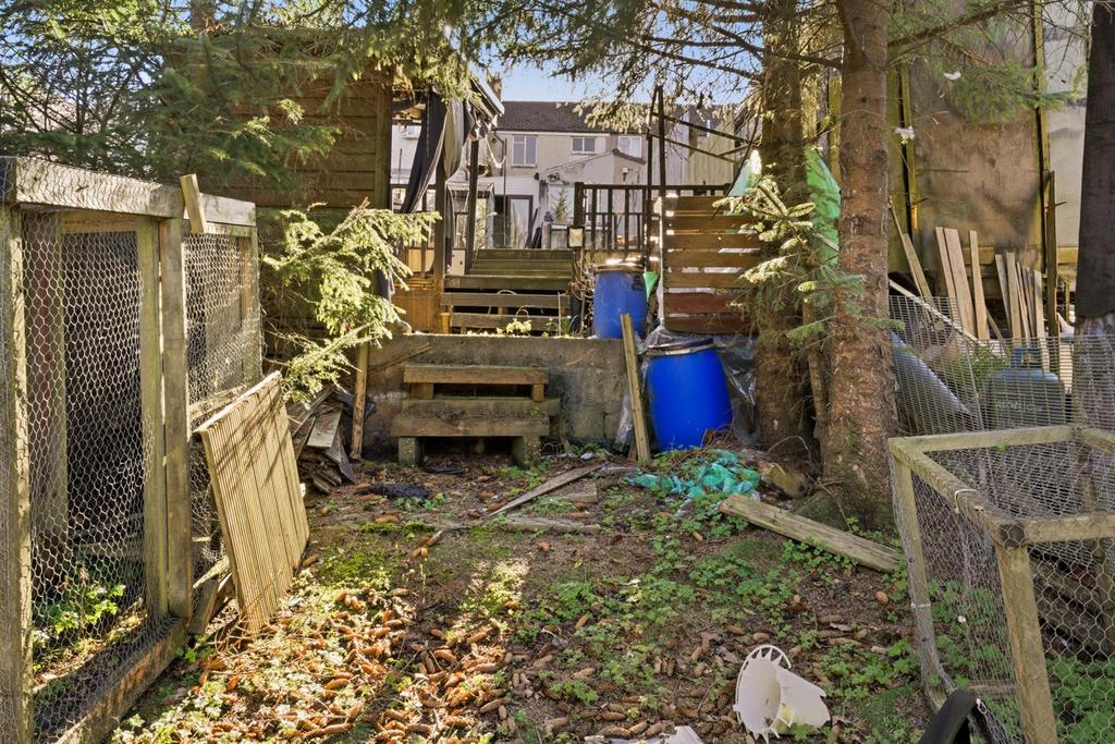 307 Llantarnam Road-19.jpg