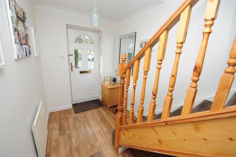 4 bedroom detached house for sale, Cross Road, Idle, Bradford