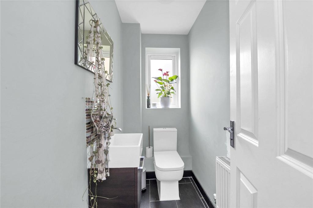 Ground Floor Wc