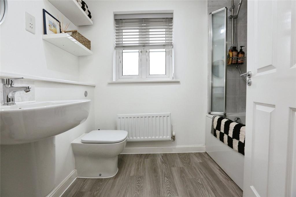 Main Bathroom