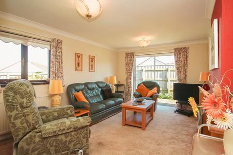 2 bedroom bungalow for sale, West Moor Way, Northam, Bideford, EX39