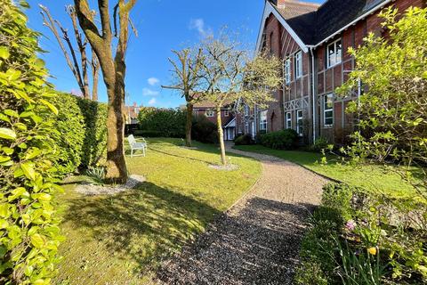 undefined, Rougemont Close, Salisbury