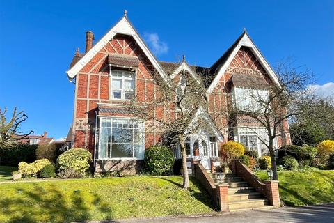 undefined, Rougemont Close, Salisbury
