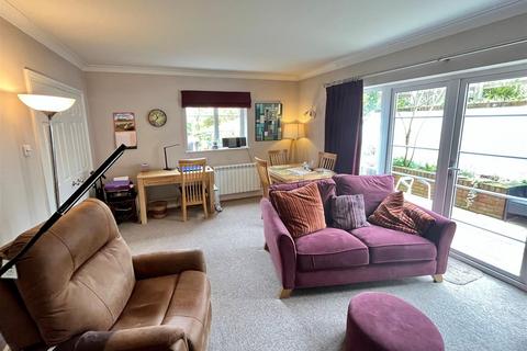 undefined, Rougemont Close, Salisbury