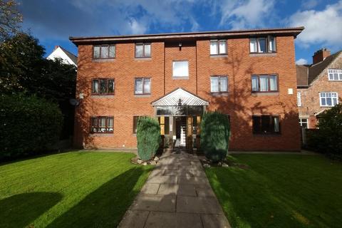 2 bedroom flat to rent, Grosvenor Road, Swinton M27