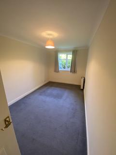2 bedroom flat to rent, Grosvenor Road, Swinton M27