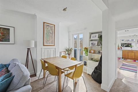 3 bedroom terraced house for sale, Gordon Road, Enfield
