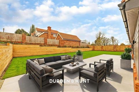 undefined, Northlands Approach, Basildon SS16
