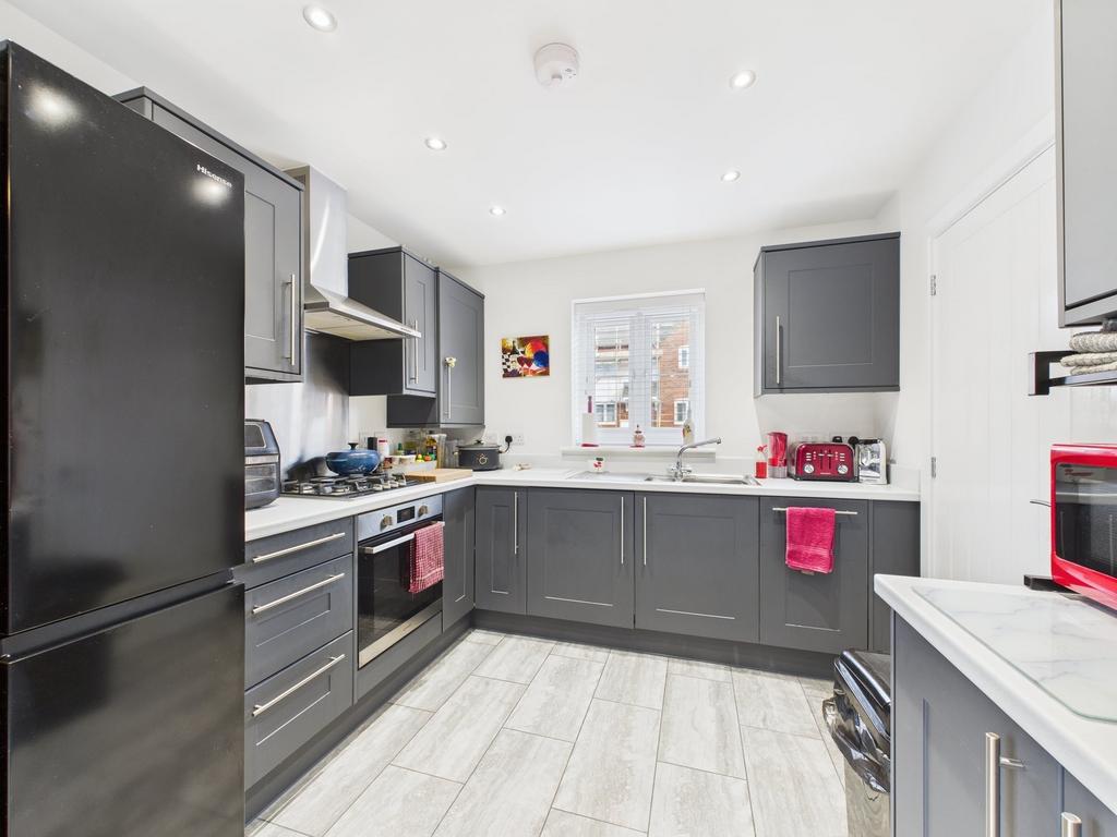 Breakfast/kitchen