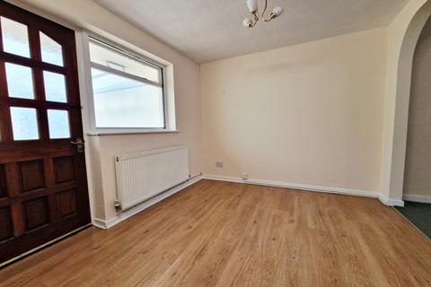 3 bedroom semi-detached house to rent, Ashfield, Preston PR2