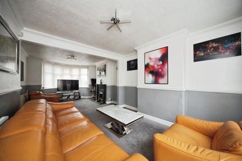 undefined, Somerset Avenue, Luton