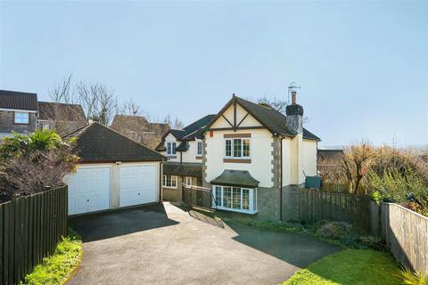 4 bedroom detached house for sale, Howards Way, Ivybridge PL21