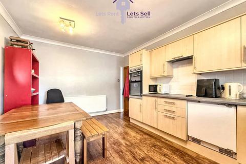 undefined, Southampton, SO16