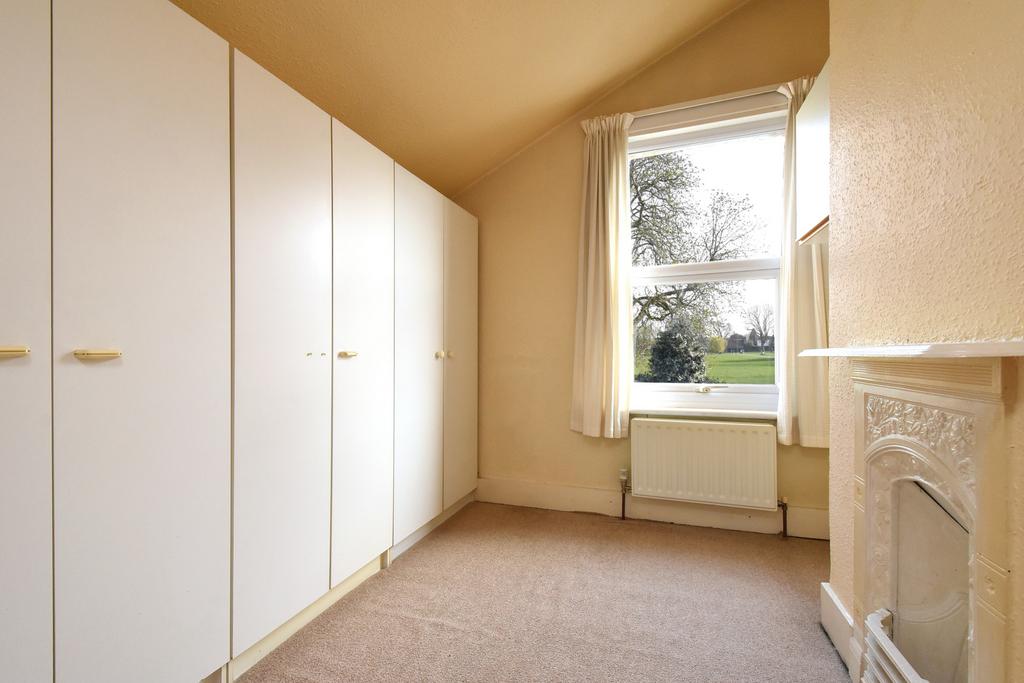 Bedroom, fireplace