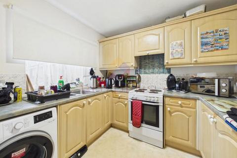 2 bedroom apartment for sale, Kenworthy Road, Braintree, Essex, CM7 1XL