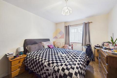 2 bedroom apartment for sale, Kenworthy Road, Braintree, Essex, CM7 1XL