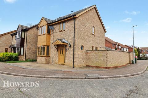 3 bedroom detached house for sale, Cormorant Way, Bradwell