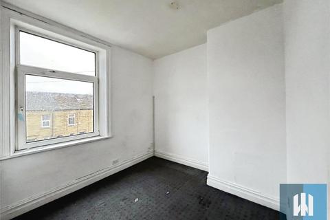 undefined, Cross Lane, Newsome, Huddersfield, HD4