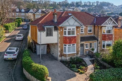 Bloomfield Grove, Bath BA2
