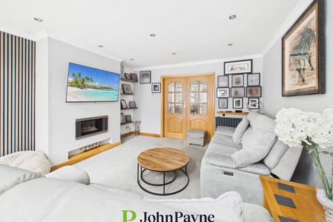 undefined, Chatsworth Rise, Styvechale, West Midlands, CV3