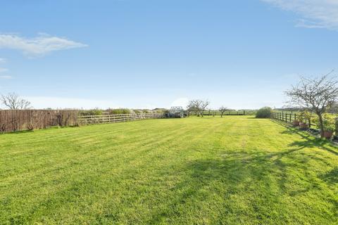4 bedroom detached house for sale, Horseshoes Close, Grendon Underwood, Aylesbury