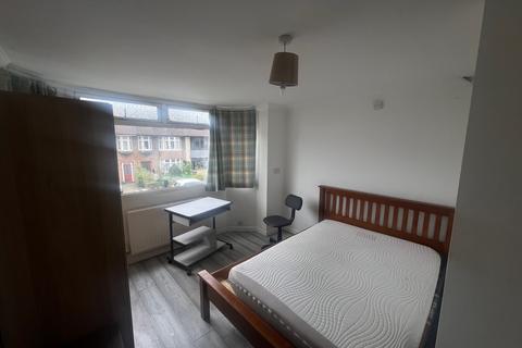undefined, Meadowsweet Avenue, BRISTOL, BS34