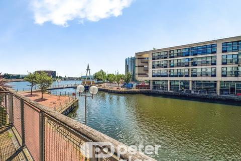 2 bedroom apartment to rent, Falcon Drive, Cardiff, CF10