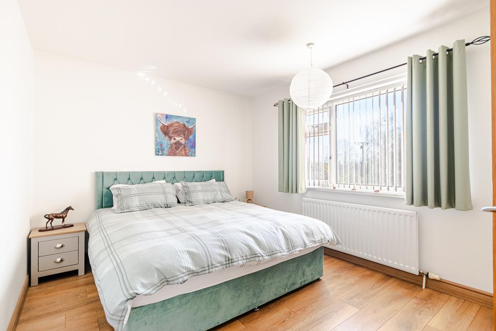 Bedroom2a