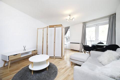 2 bedroom flat to rent, Fountain Court, 2 Lafone Street, London, SE1