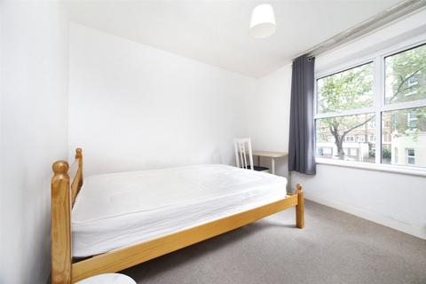 2 bedroom flat to rent, Fountain Court, 2 Lafone Street, London, SE1