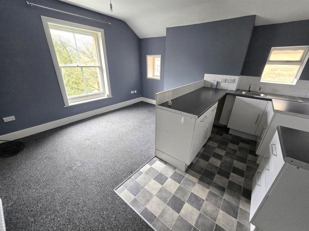 Lounge/Kitchen