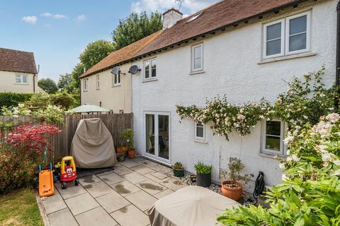 3 bedroom semi-detached house for sale, Arthur Road, Farnham, GU9