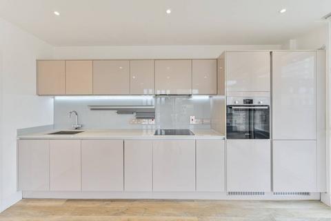 2 bedroom flat for sale, Butler Court, Battersea, London, SW11