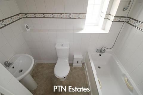1 bedroom apartment to rent, Columbus Avenue, Brierley Hill