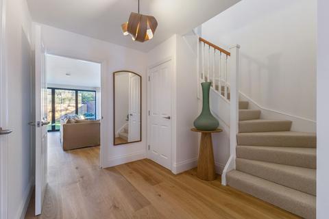 4 bedroom house for sale, 28 The Stags, London Road, Hindhead, GU26