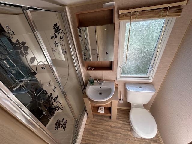 Willerby New Hampton Bathroom At Six Arches Countr