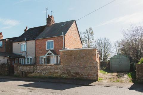 undefined, Richmond Street, Kings Sutton, OX17