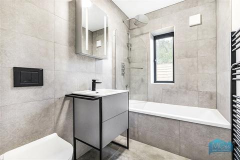 undefined, Gabriel Mews, London, N10