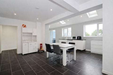 4 bedroom semi-detached house for sale, Park Avenue, Frampton Cotterell, Bristol