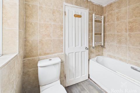 2 bedroom terraced house for sale, Kirkstead Street, East Yorkshire HU8