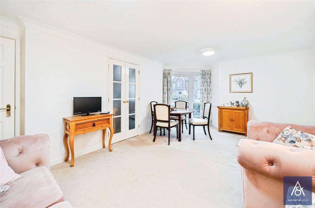 Living/Dining Room