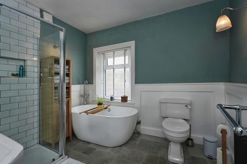 undefined, Bradford Road, BRIGHOUSE