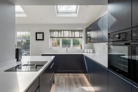 4 bedroom detached house for sale, Shrubbery Gardens, Kidderminster, DY10