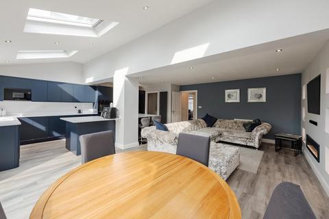 4 bedroom detached house for sale, Shrubbery Gardens, Kidderminster, DY10