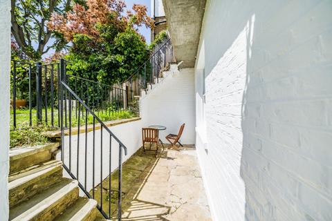 2 bedroom flat for sale, Trinity Crescent, Balham, London, SW17