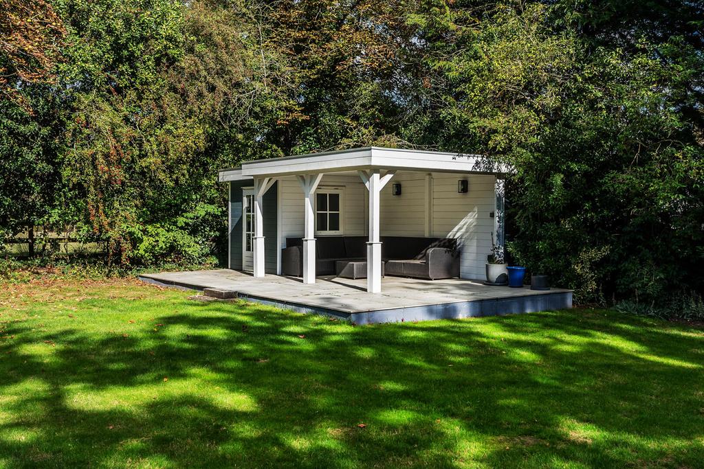 Outbuilding