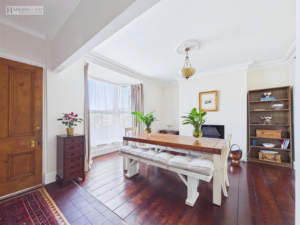 Dining Room .2.jpg