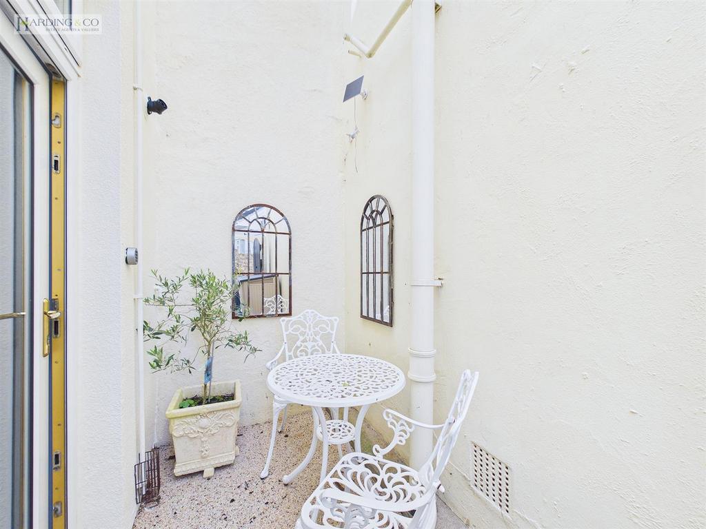 Rear Courtyard .1.jpg